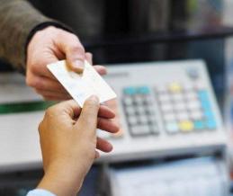 信用卡,办理信用卡,贷款,办信用卡,办贷款,信用卡额度,买房子,置业,银行,毕业以后,有钱人