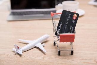 ,信用卡额度,信用卡,利息,手续费,广发银行,注意事项,额度,缴款,康波,现金额度