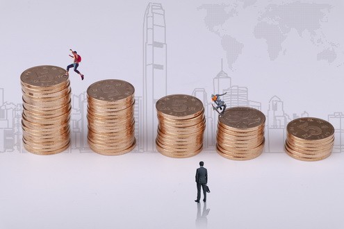 征信,信用卡,手续费,康波,分众传媒,征信报告,银行,背景,金融牌照,额度,使用额度